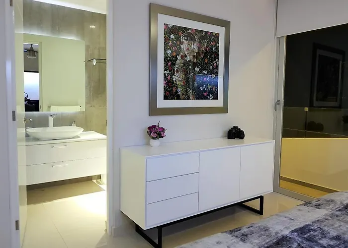 Moderno Departamento Cerca De La Playa Y La 5 Ave